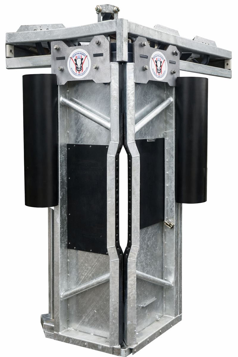 Highflow 260 Cattle Handler Headbail